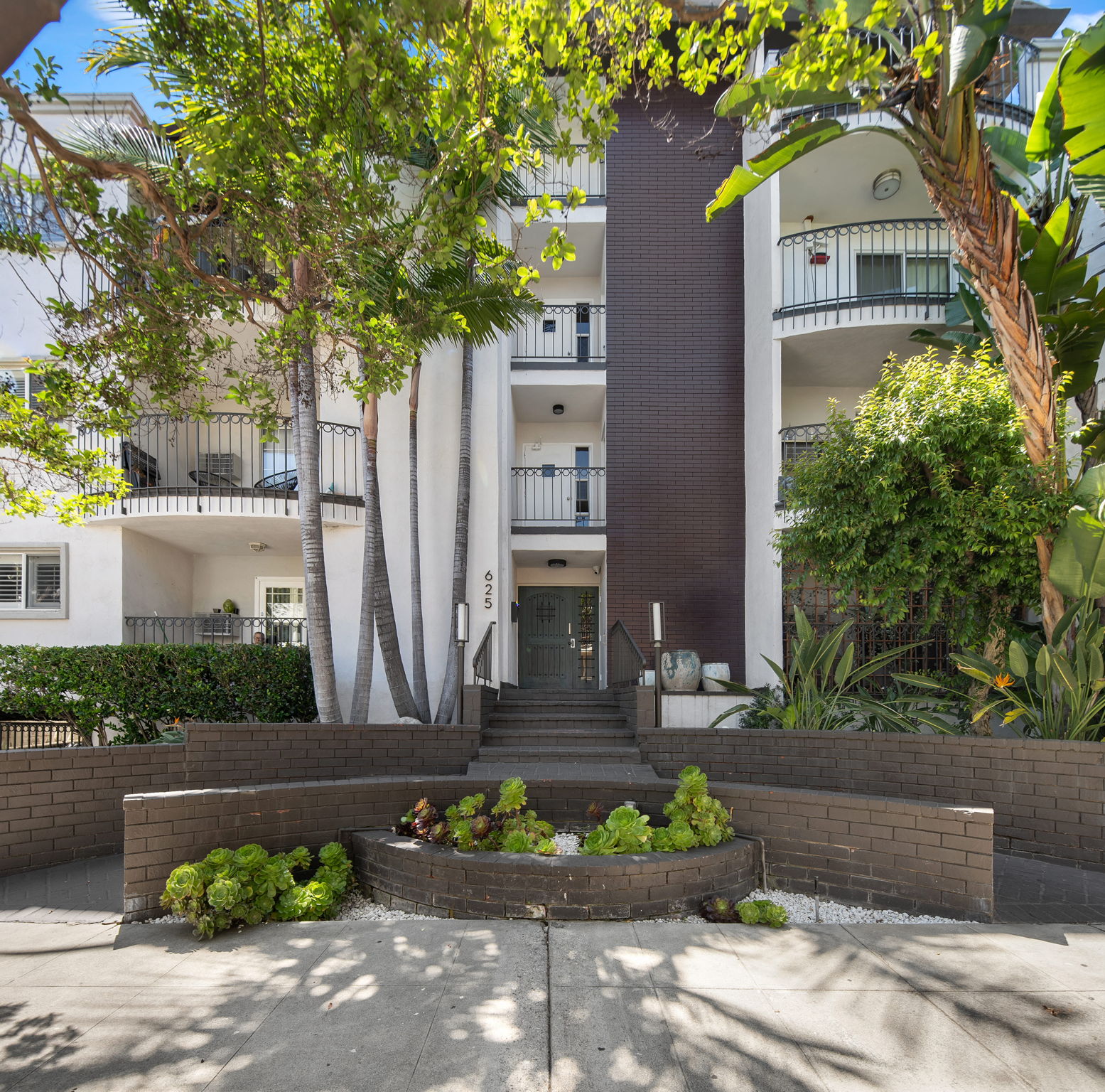 625 N Flores Street 205-3