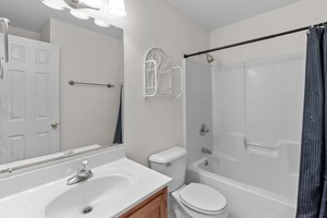  Photo 49