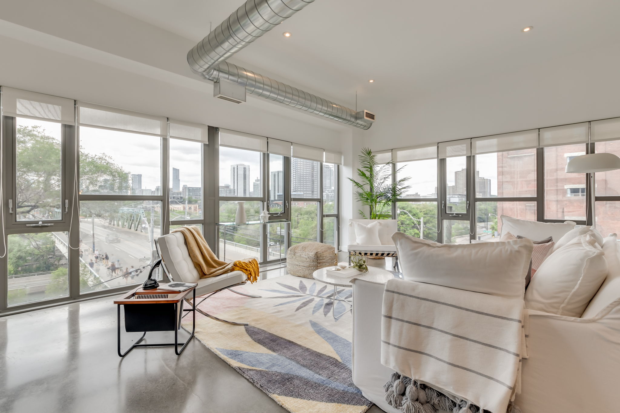 Toronto property showcase — delivered property photograph 10