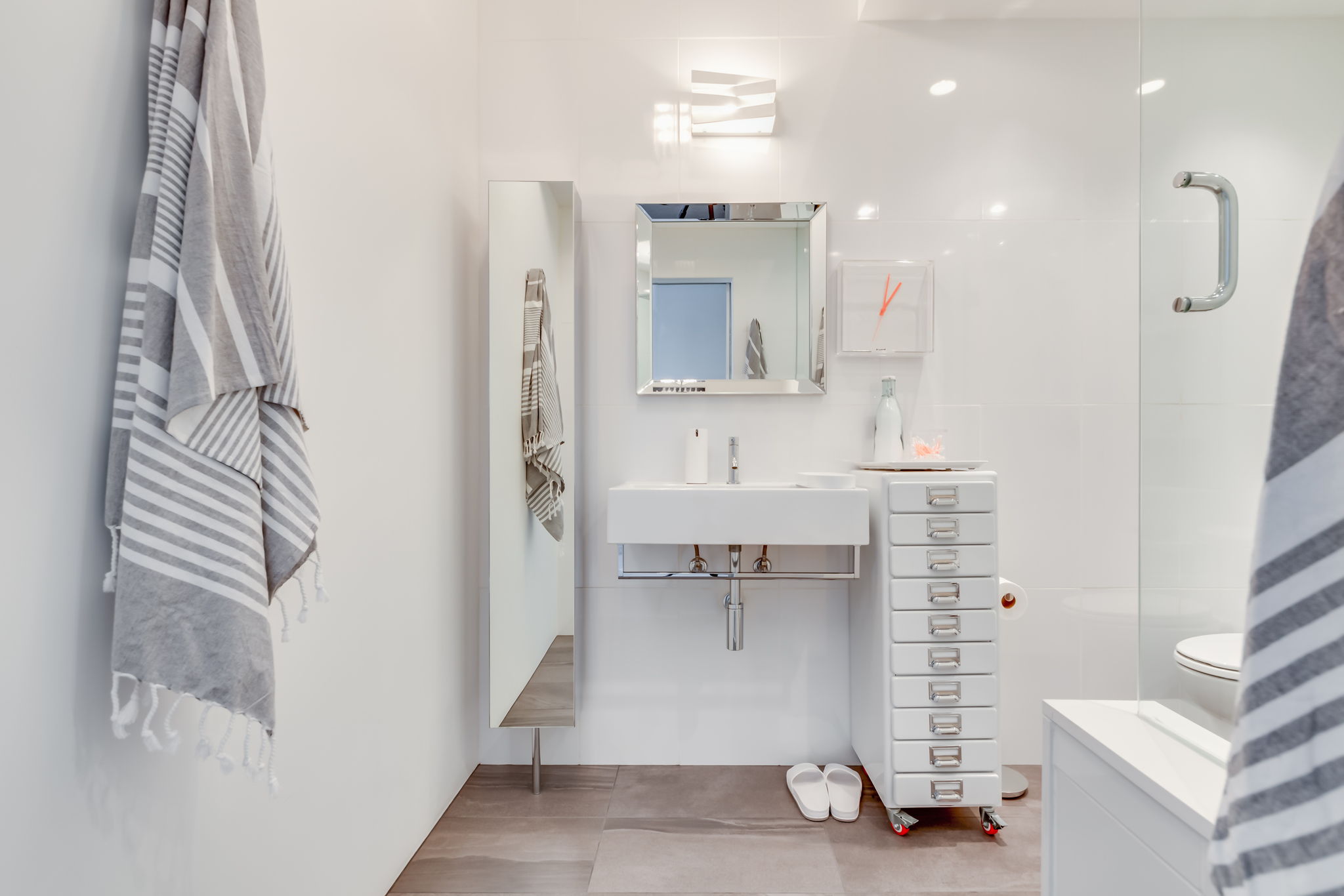 Toronto property showcase — delivered property photograph 30