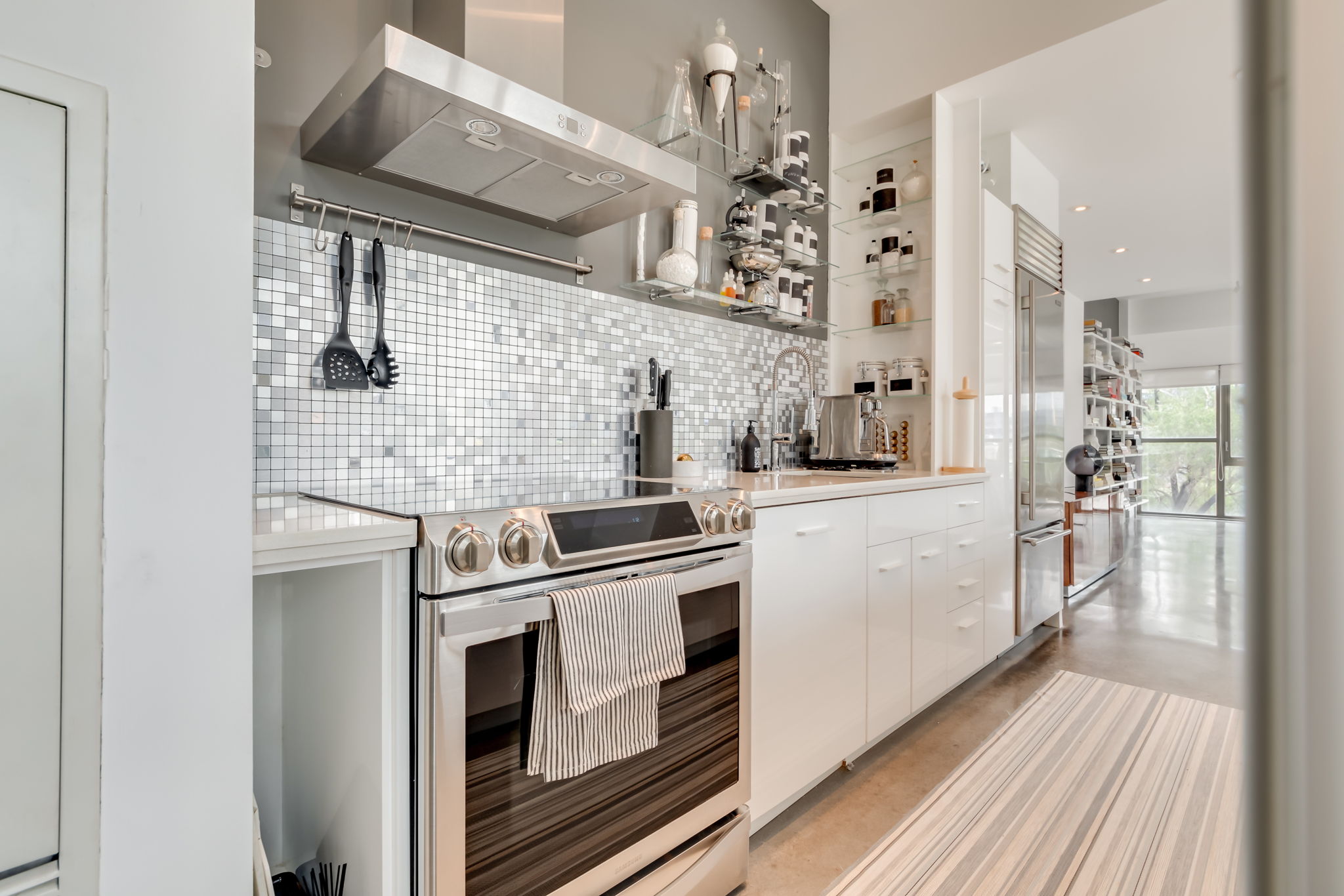 Toronto property showcase — delivered property photograph 14