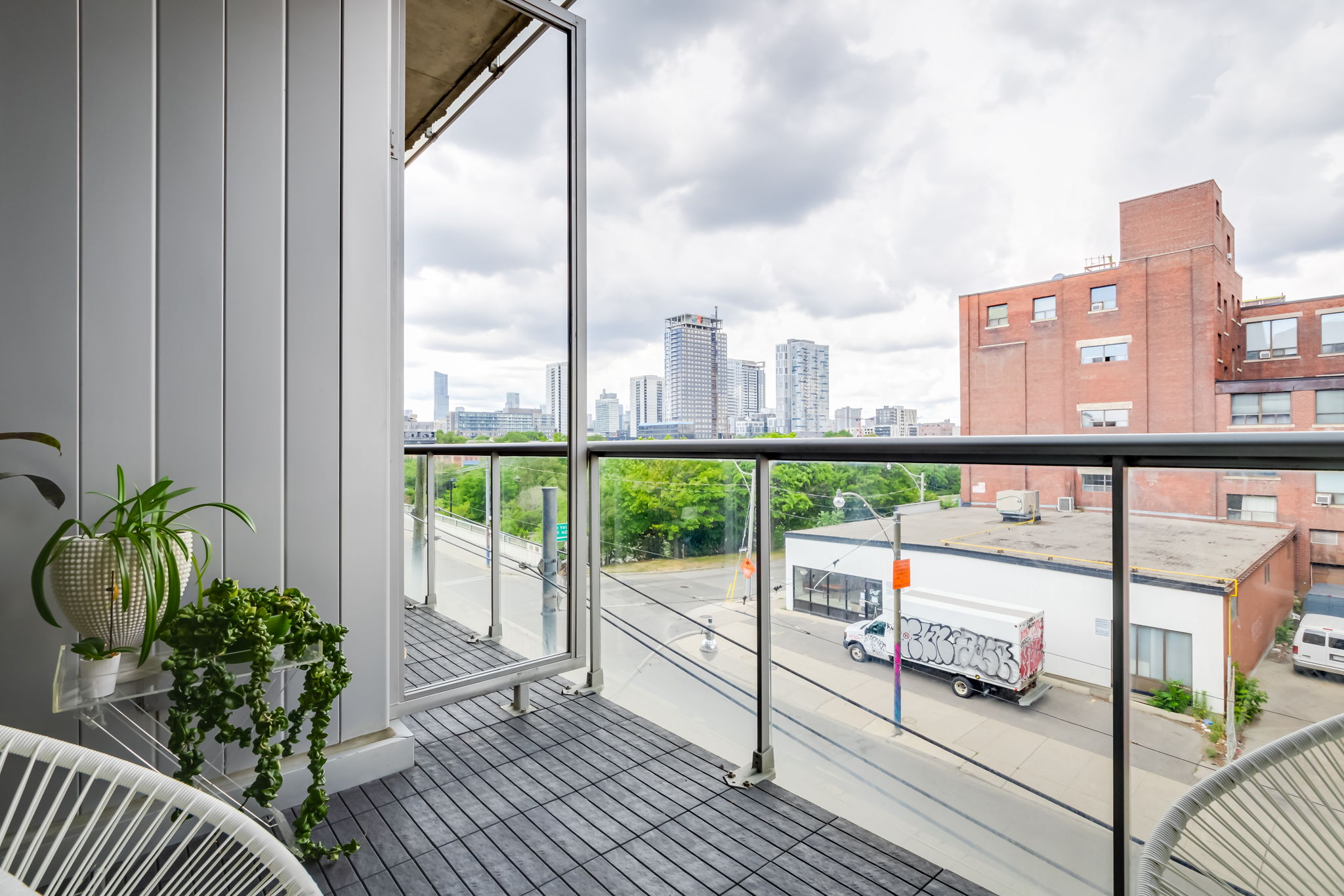 Toronto property showcase — delivered property photograph 85