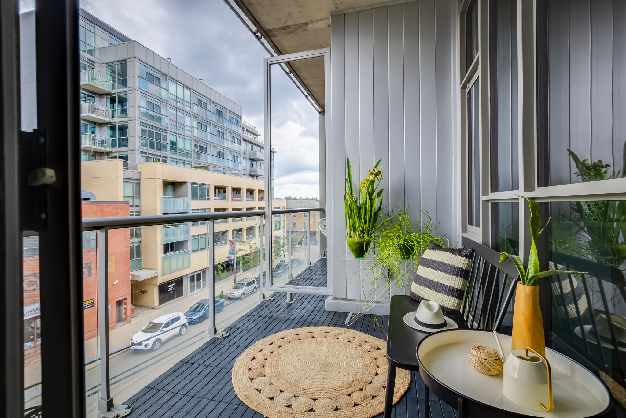 Toronto property showcase — delivered property photograph 82