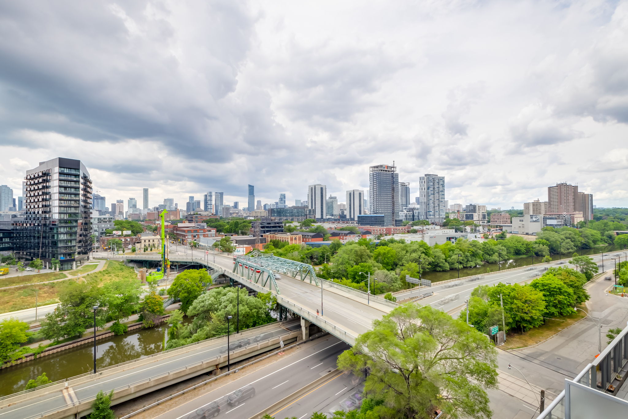 Toronto property showcase — delivered property photograph 96
