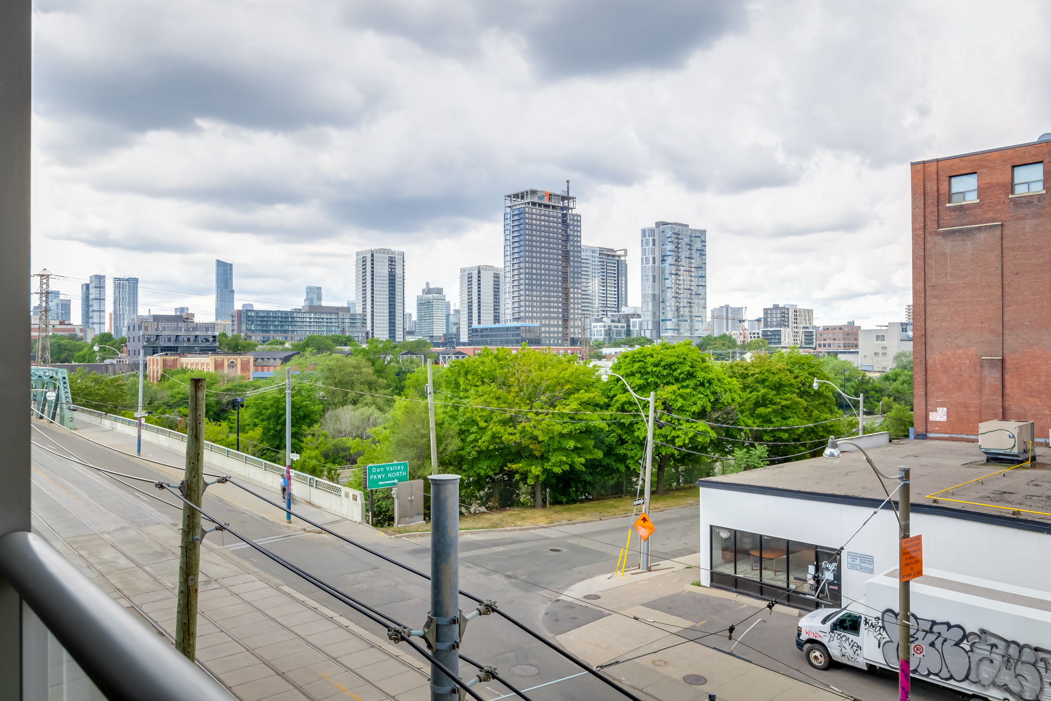 Toronto property showcase — delivered property photograph 86