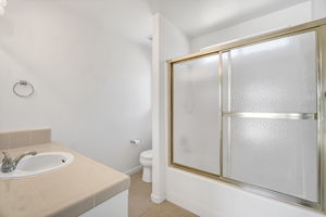  Photo 23