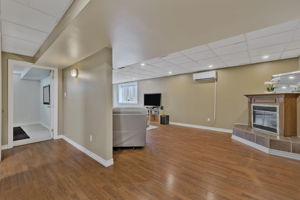  Photo 49