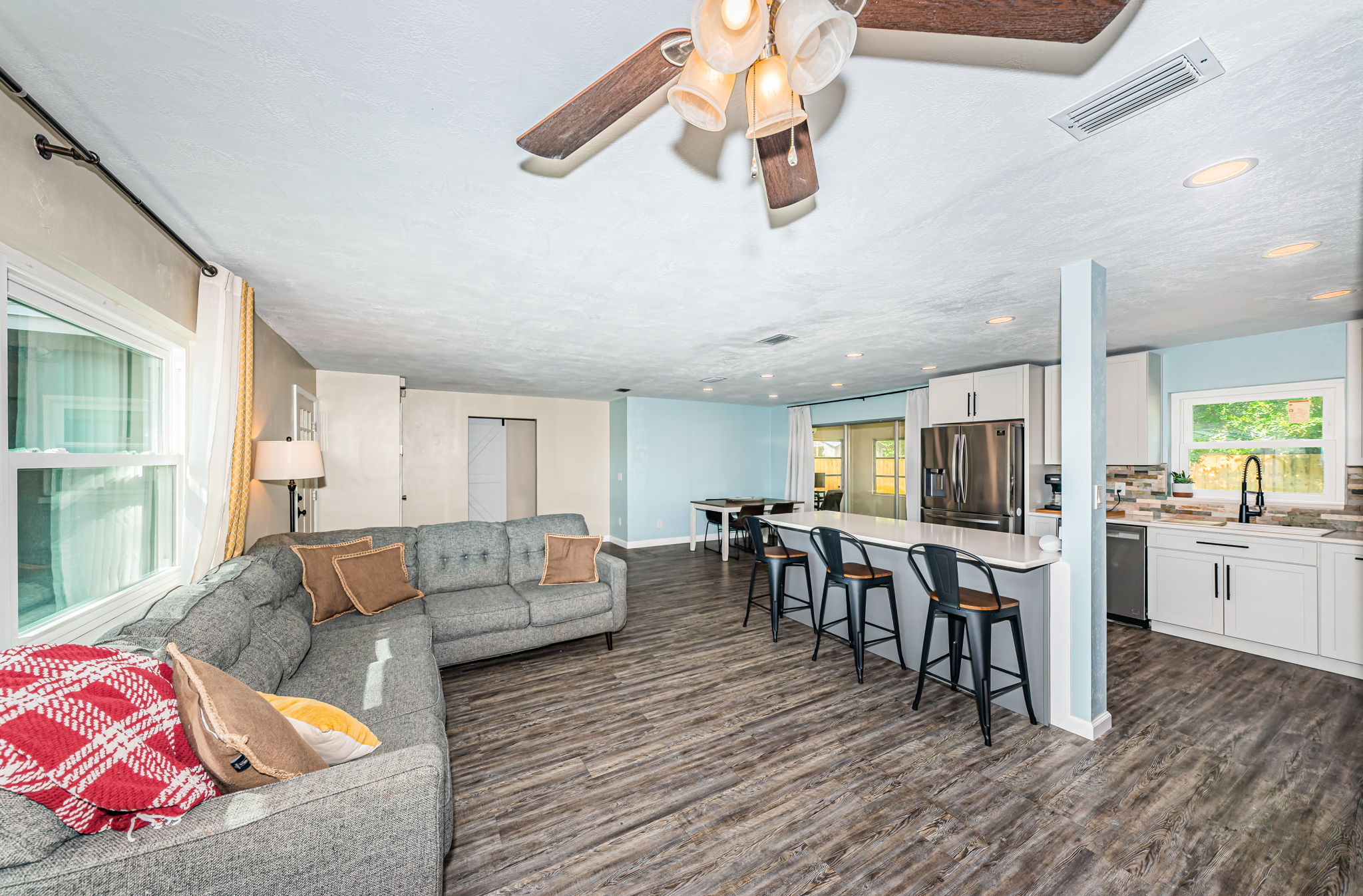Living Room 3