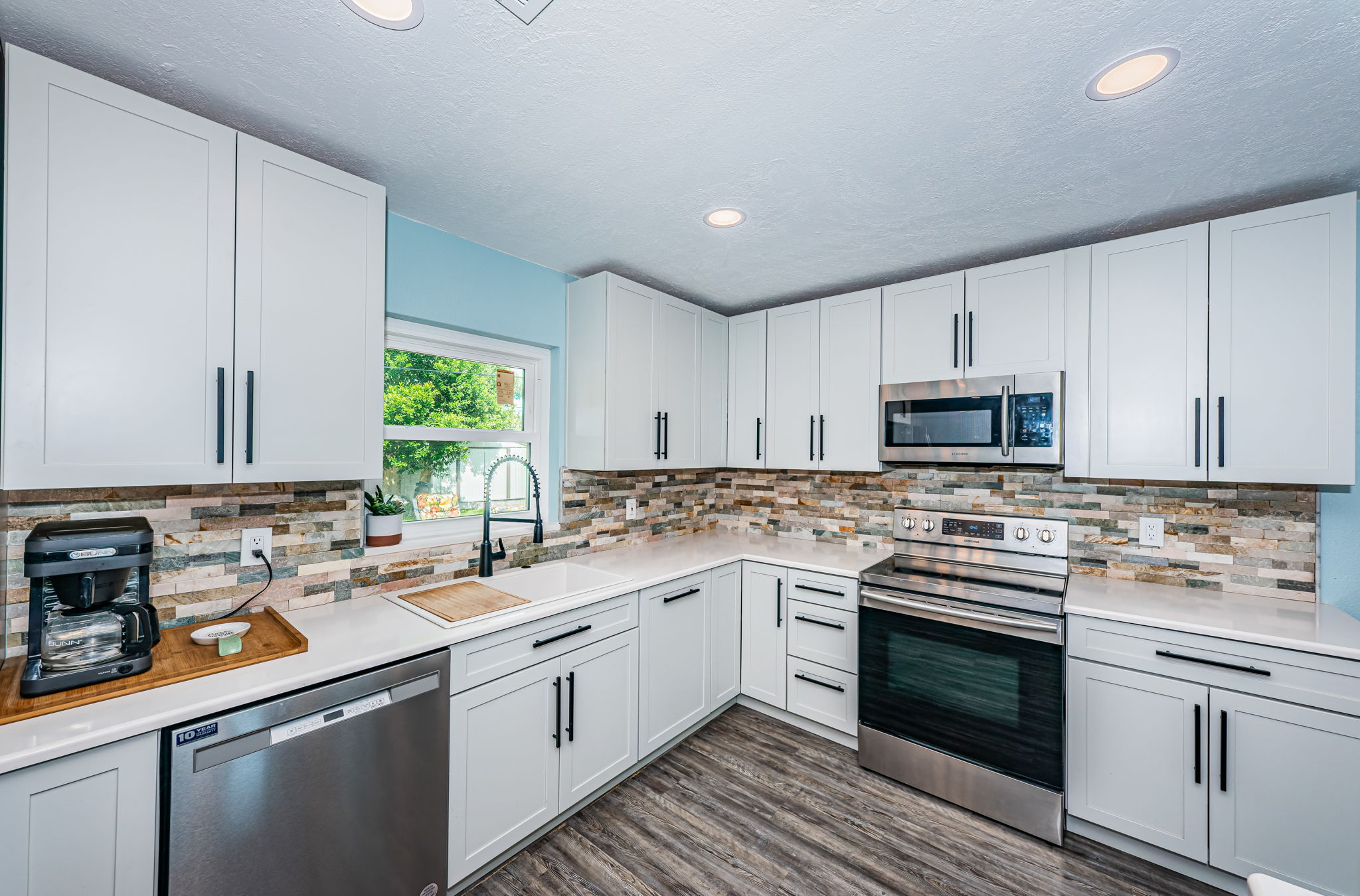Kitchen 4-2