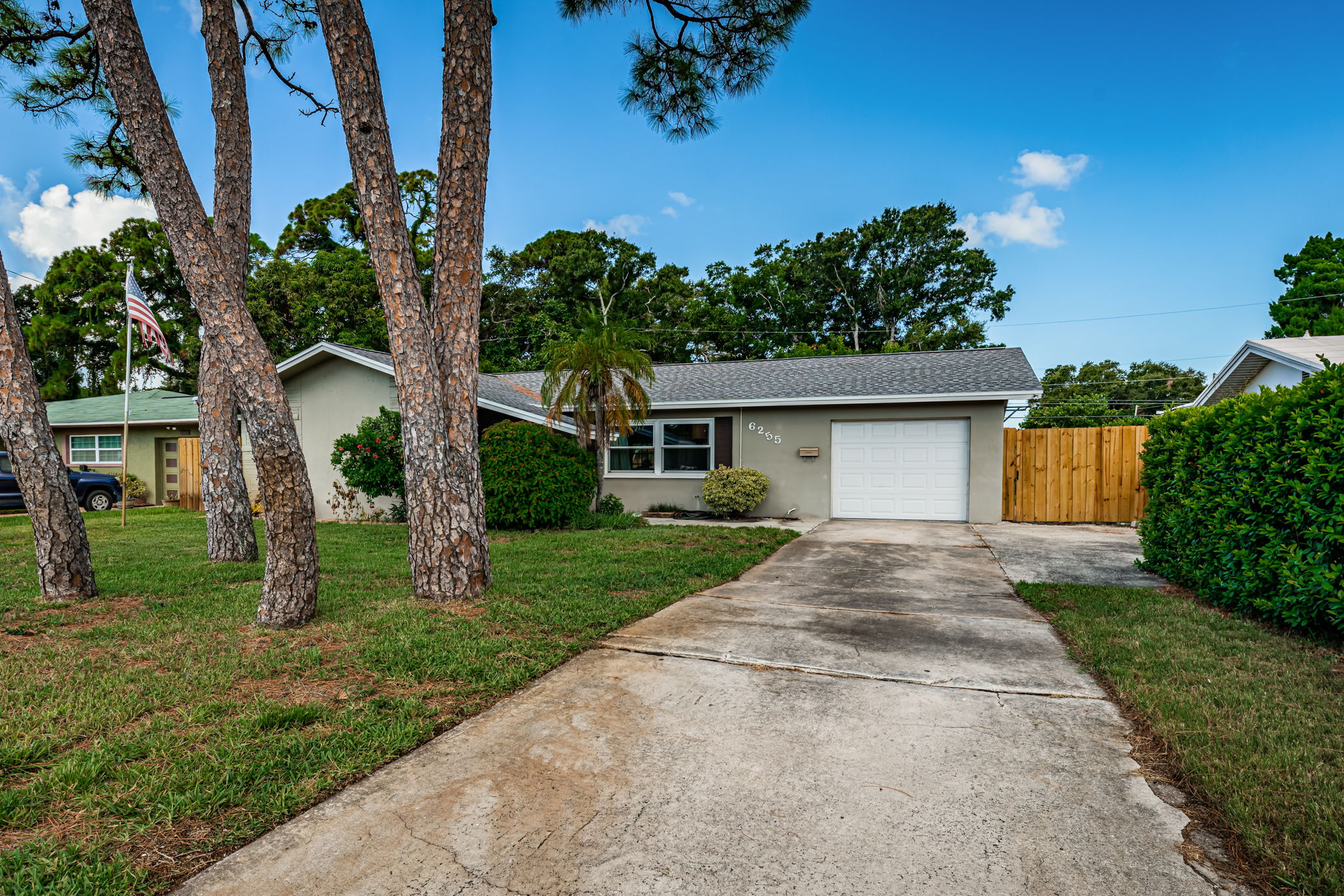 Front Exterior 3-2