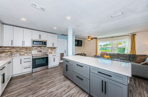 Kitchen 3-2