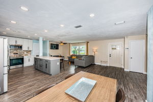 Dining Room 3-2