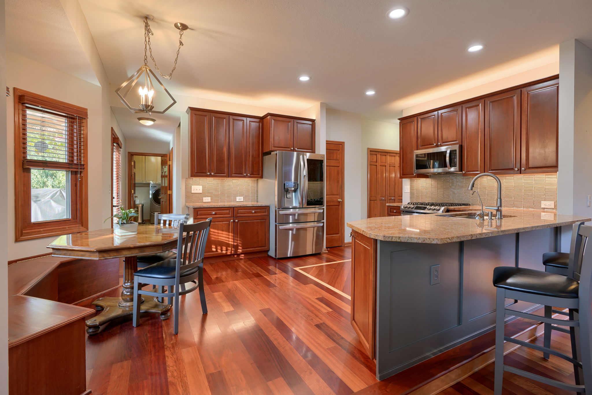 6255 Spinnaker Dr (57)