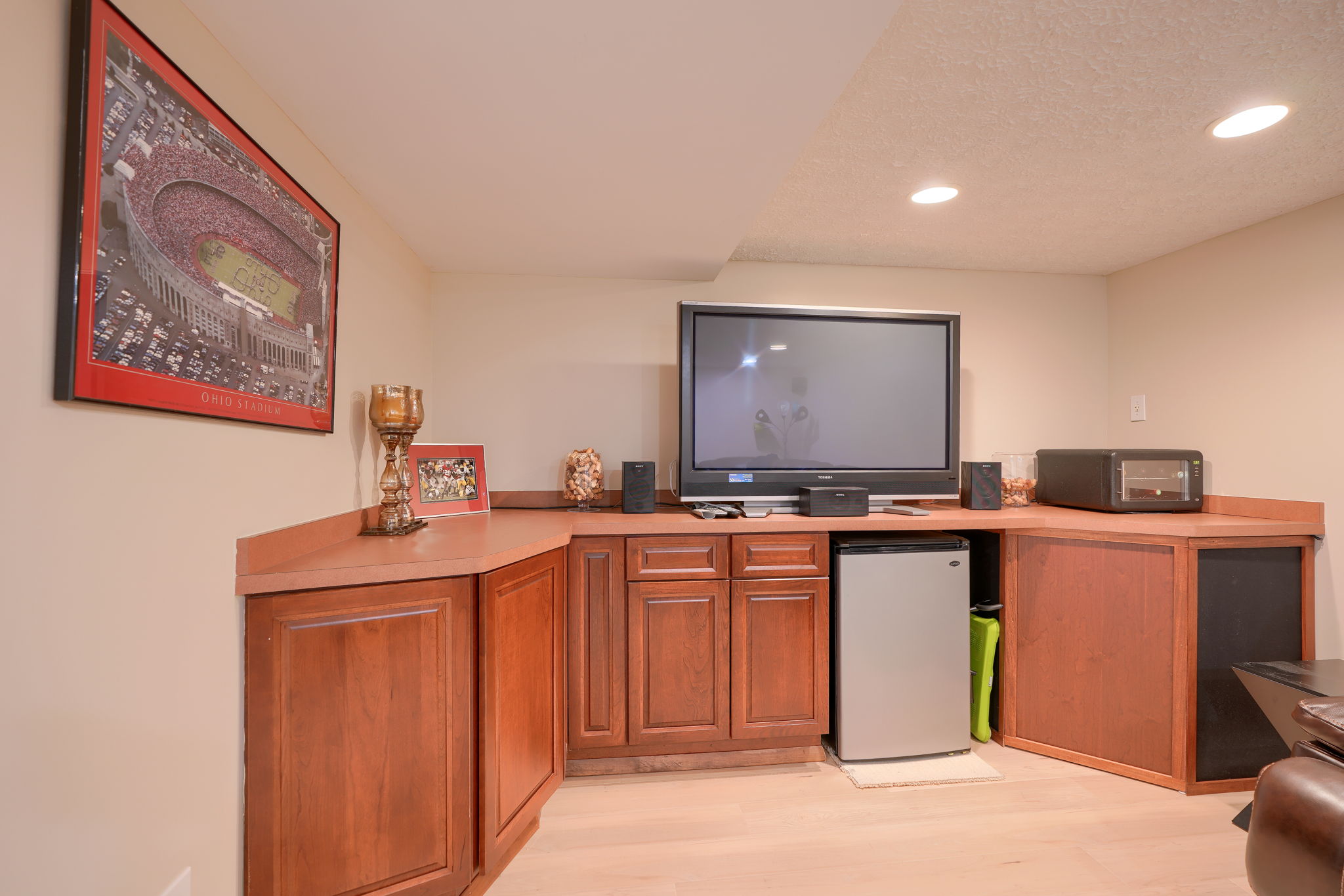 6255 Spinnaker Dr (66)