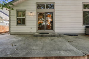  Photo 52