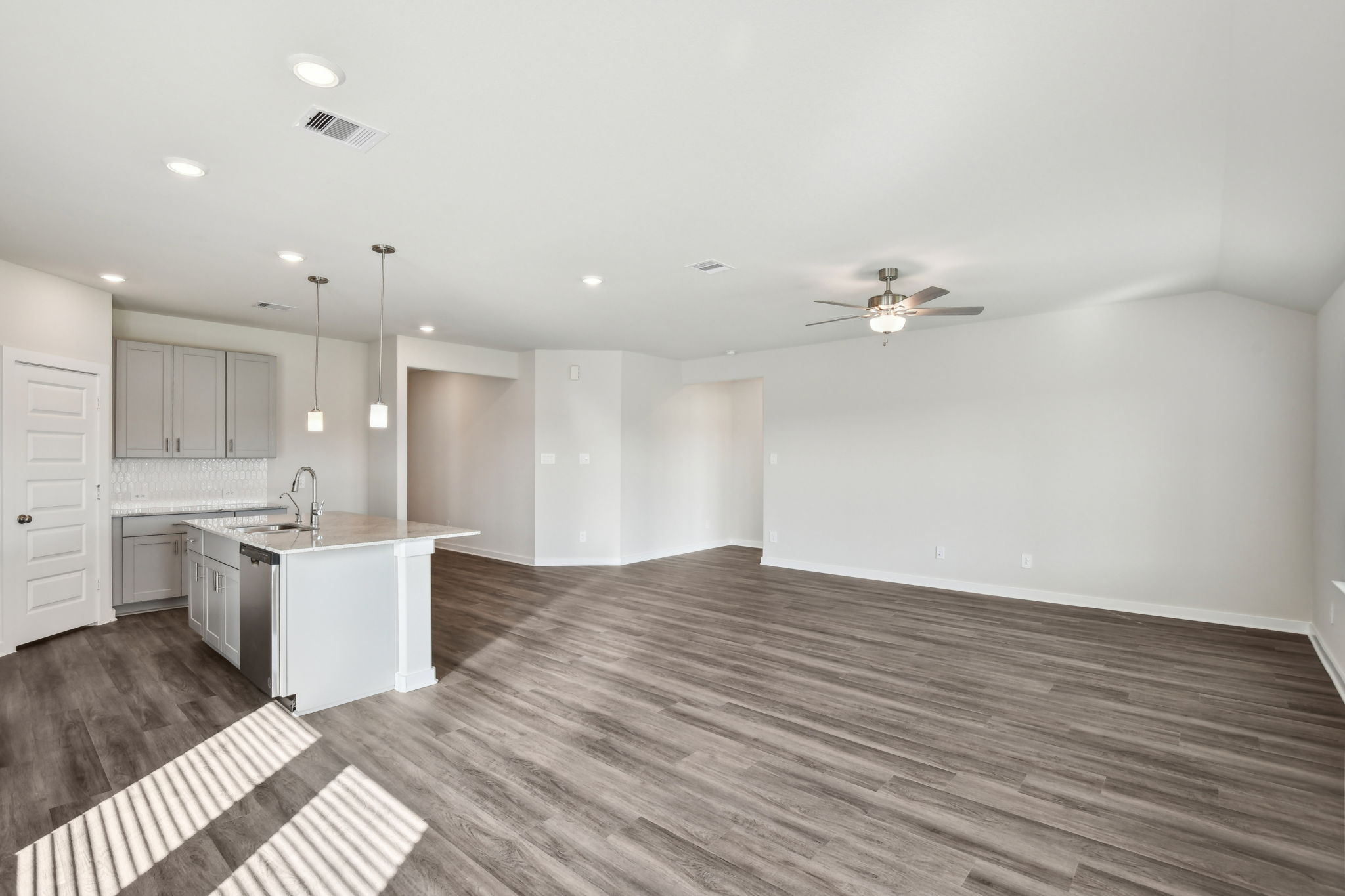 Houston - Wall Street Village - 6258 Brazos Trl, Richmond, TX -  012
