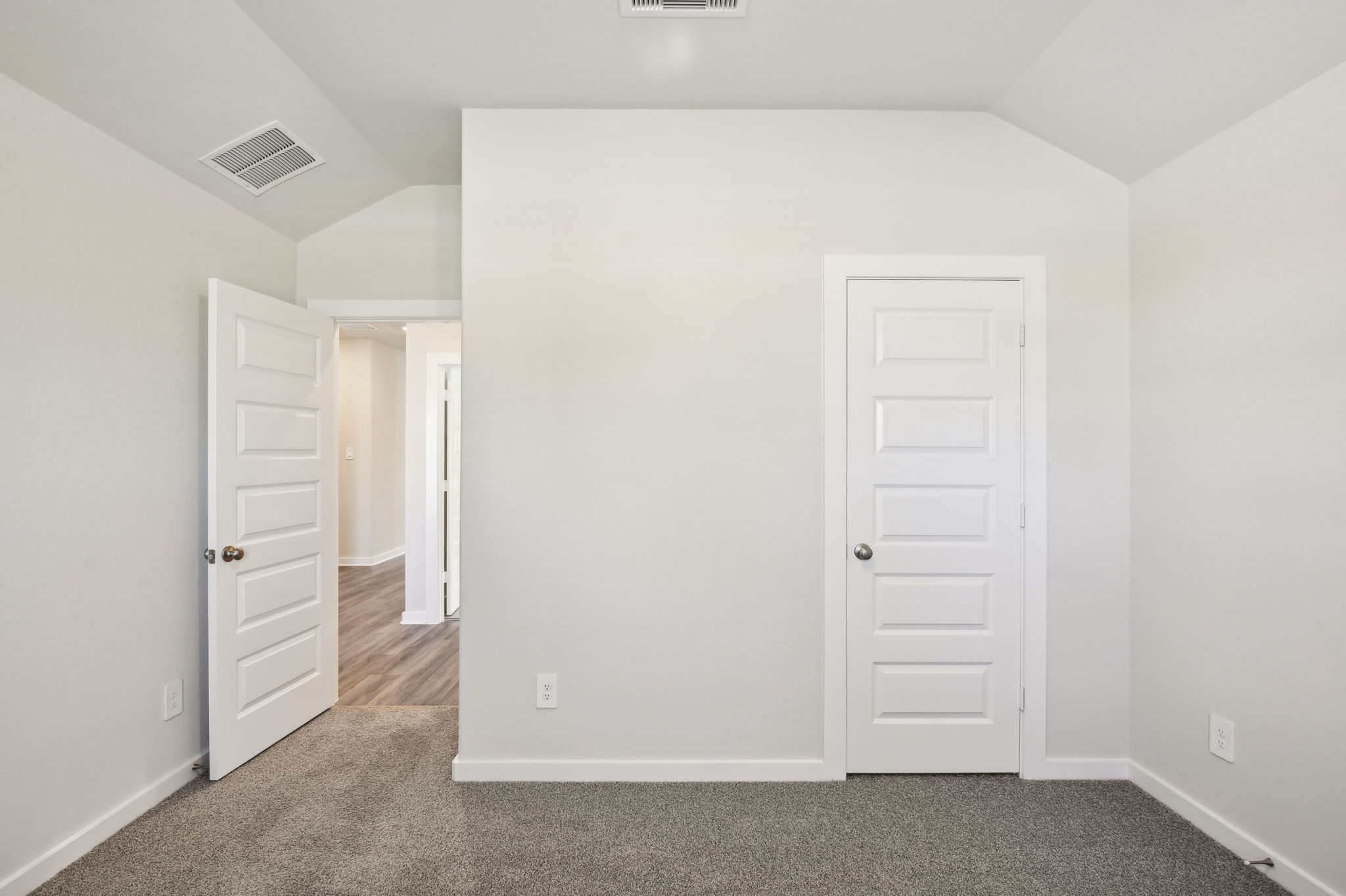 Houston - Wall Street Village - 6258 Brazos Trl, Richmond, TX -  021