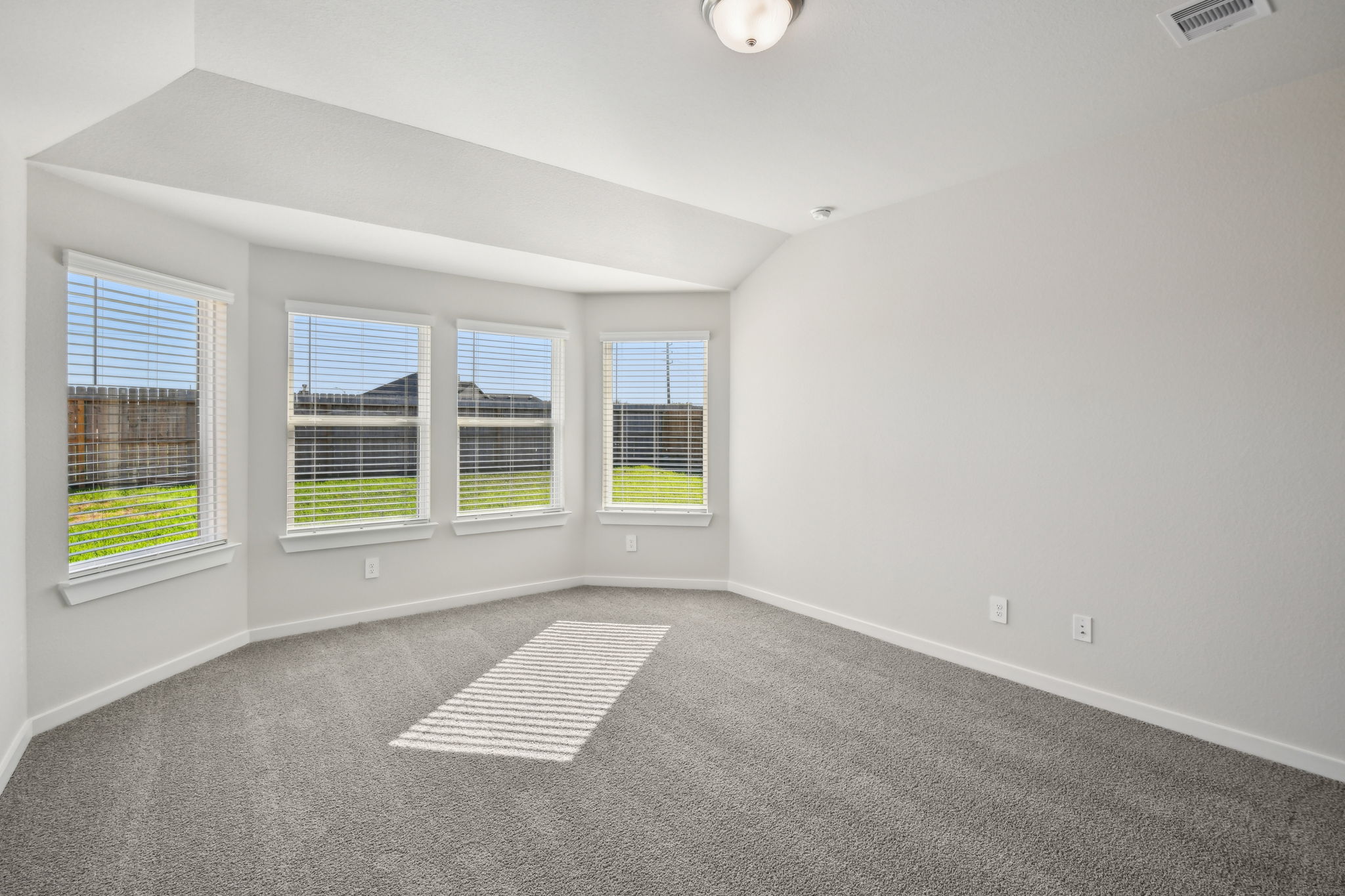 Houston - Wall Street Village - 6258 Brazos Trl, Richmond, TX -  032