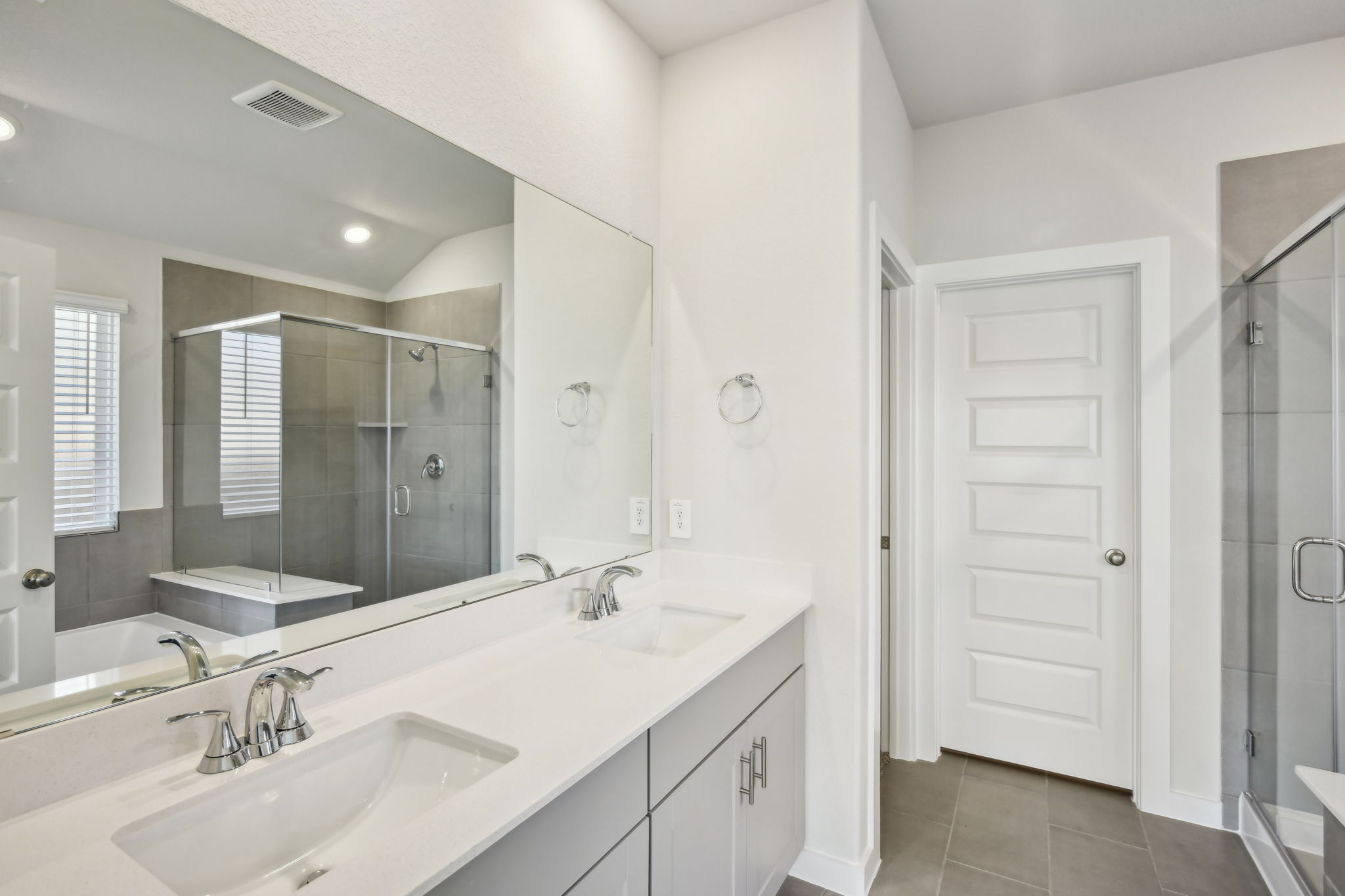 Houston - Wall Street Village - 6258 Brazos Trl, Richmond, TX -  036