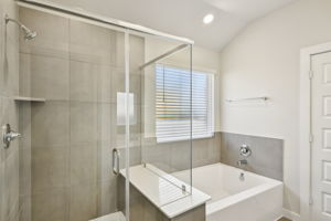 Houston - Wall Street Village - 6258 Brazos Trl, Richmond, TX -  038