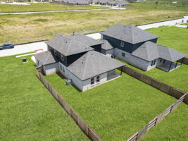  Photo 46
