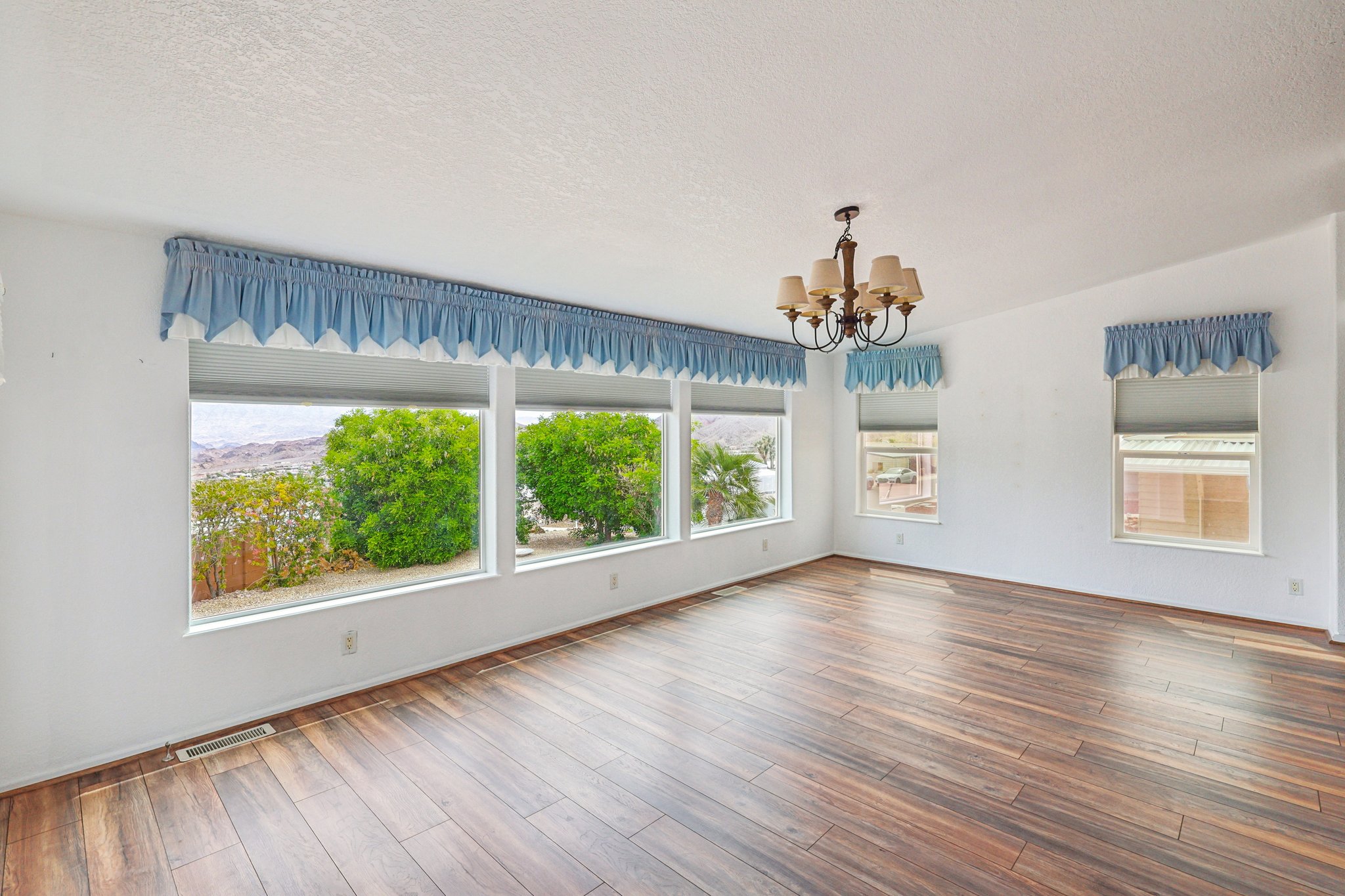 626 Mt Bona Way Boulder City-S1704-013.jpg