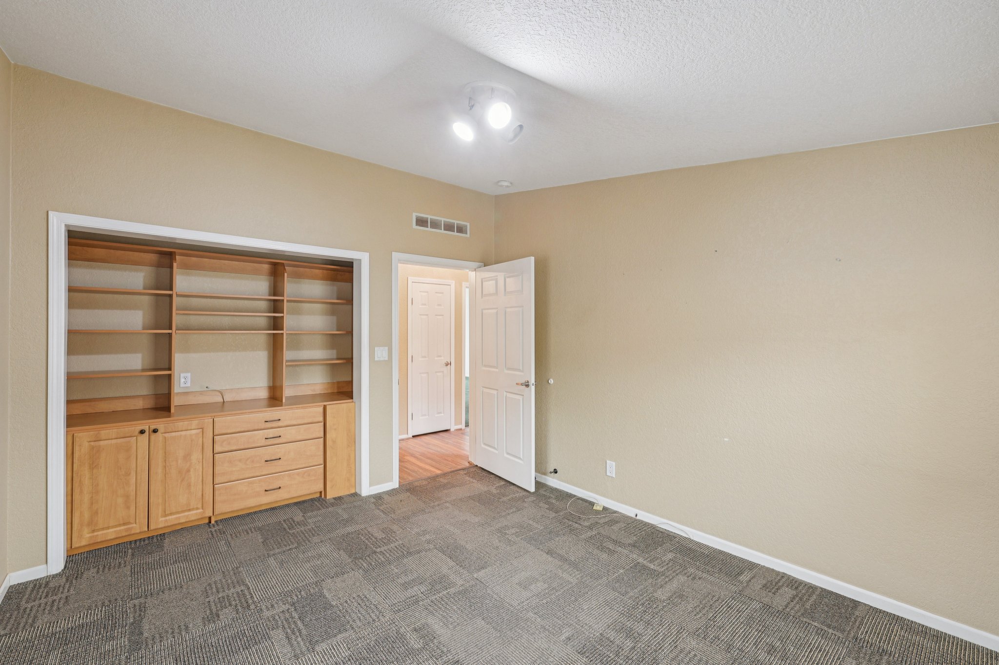 626 Mt Bona Way Boulder City-S1704-024.jpg