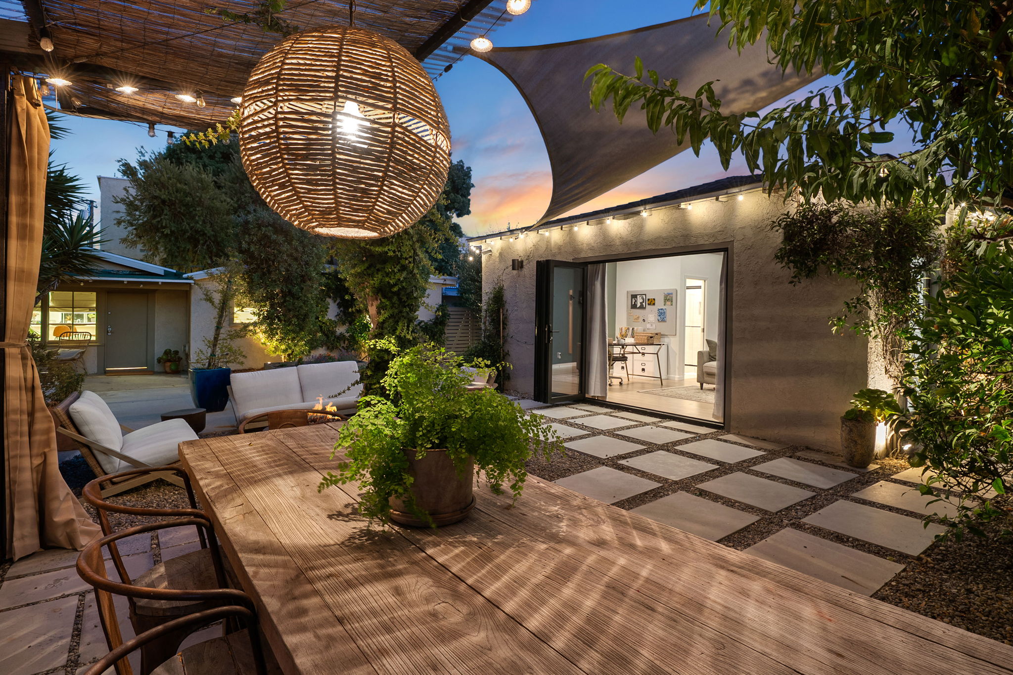 626 Pacific Avenue-98