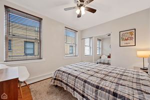 626 W Waveland Ave 4A_010
