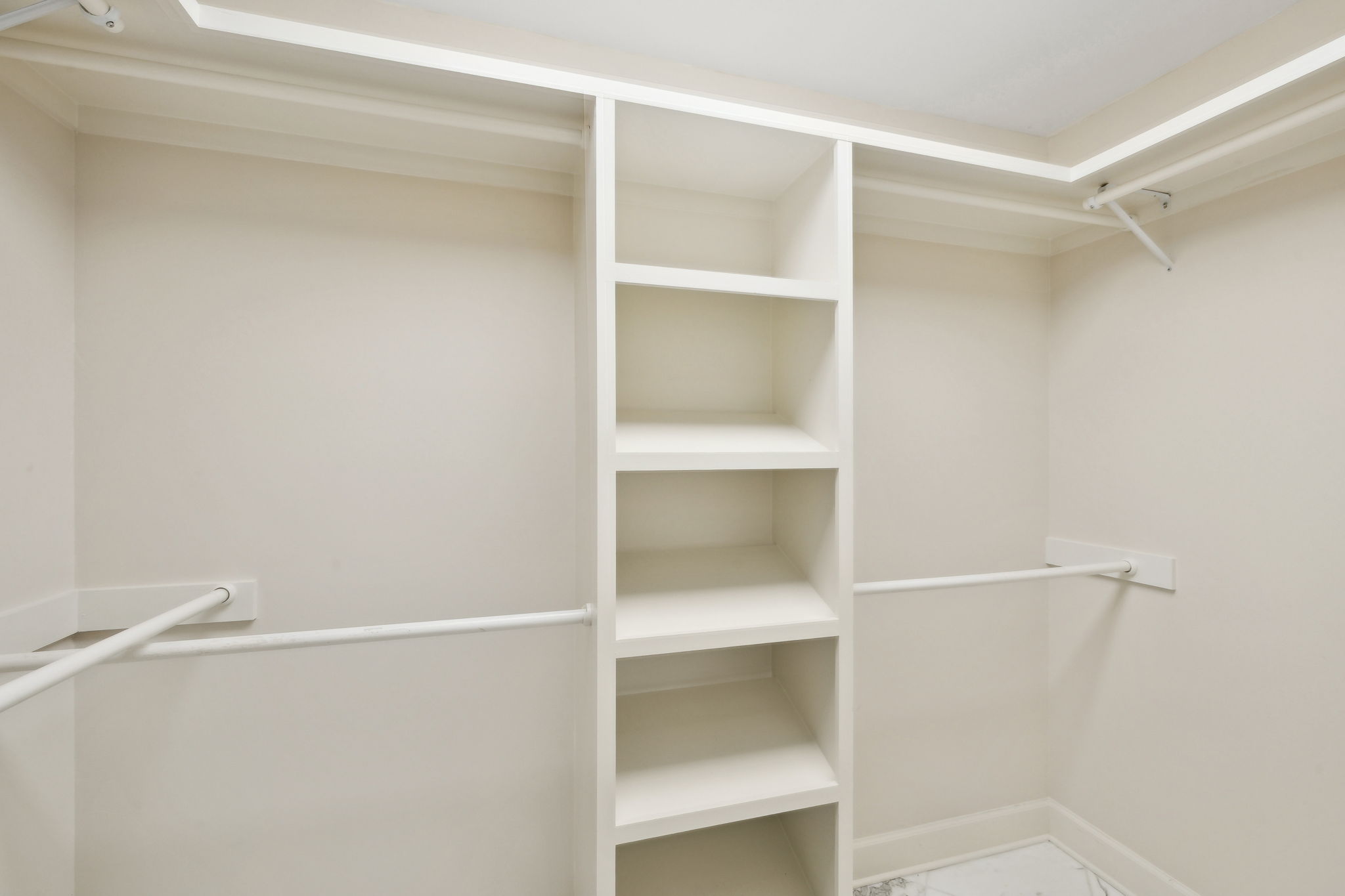 Primary Bedroom Closet