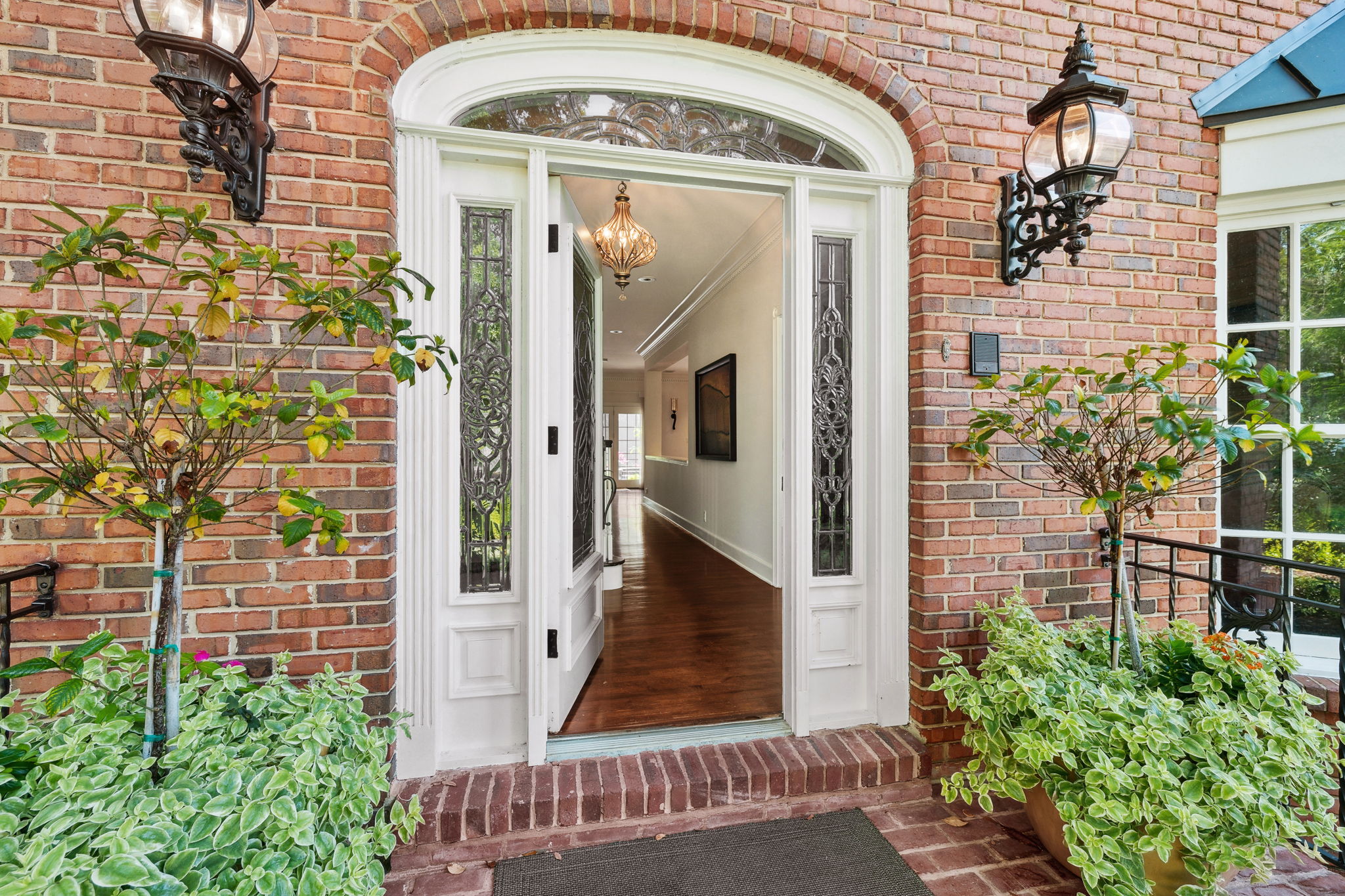 Front Entry Detail