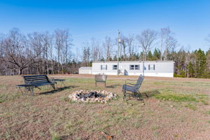  6261 Nutbush Rd, Green Bay, VA 23942, US Photo 29