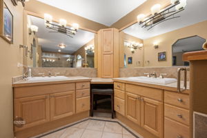  Photo 51