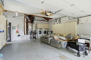 033_F8_6263 Mahan Dr