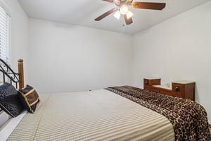 Camp Rd-S1909-030.jpg