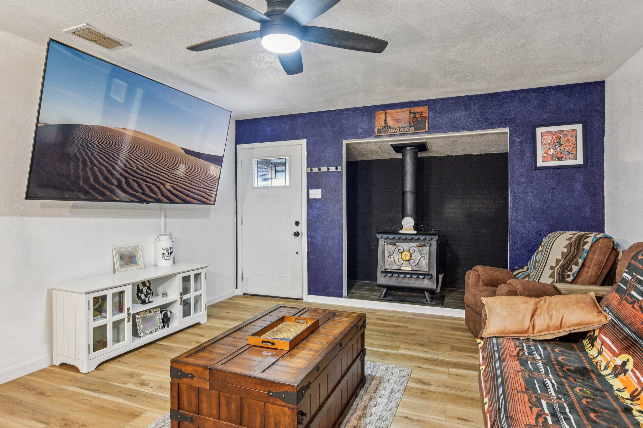 Apple Vly Dr-S1402-006.jpg