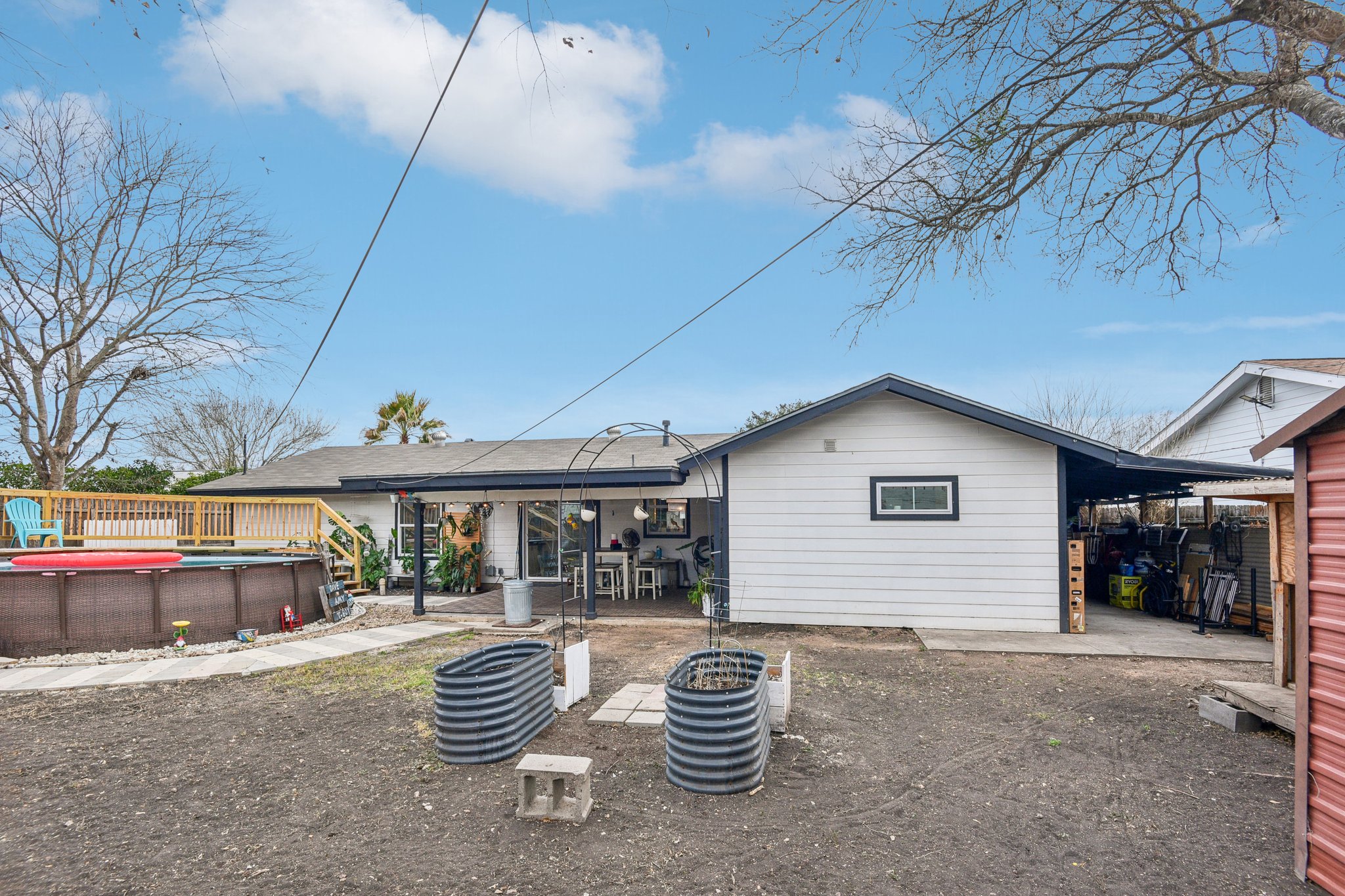 Apple Vly Dr-S1402-040.jpg