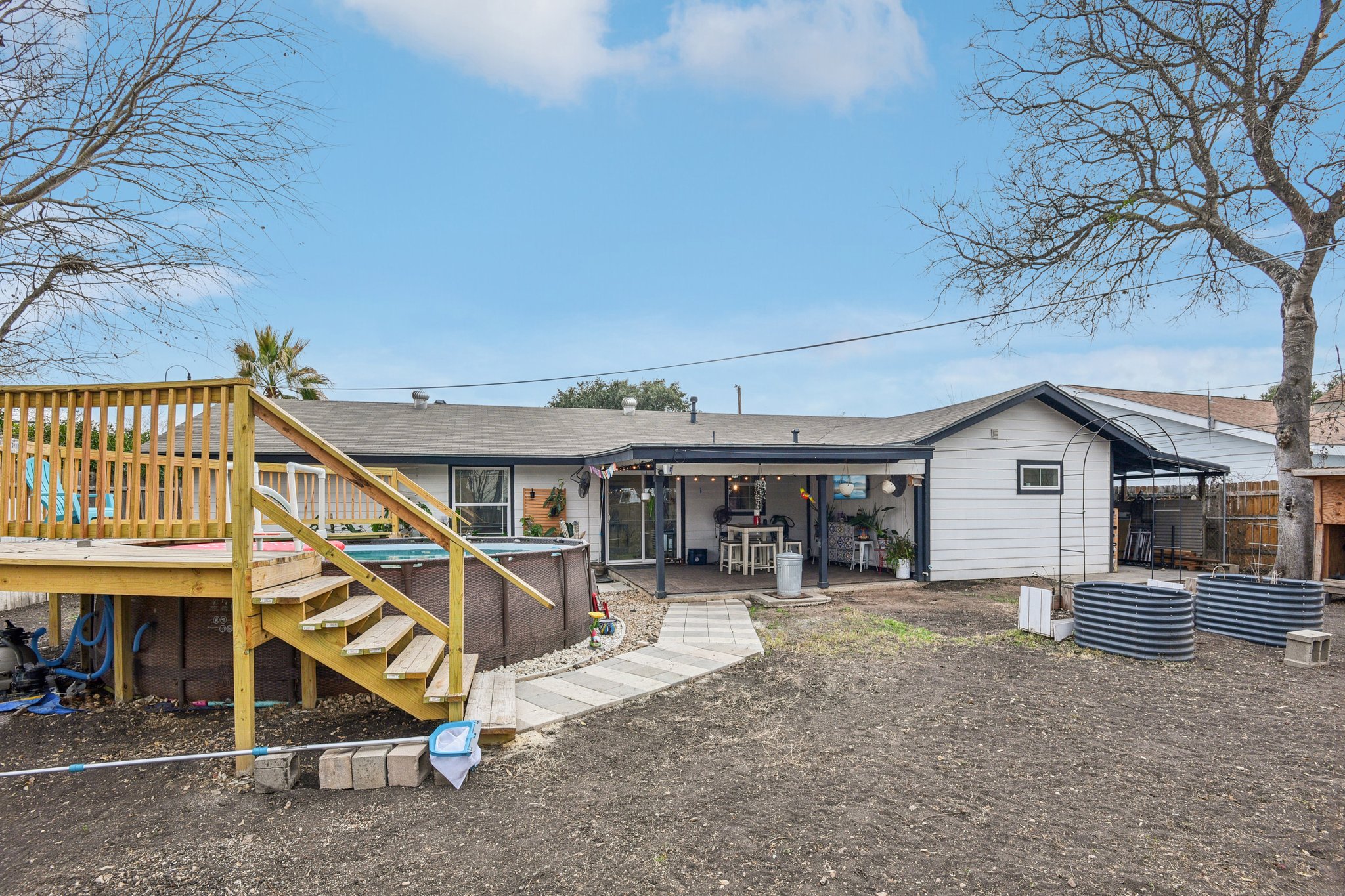 Apple Vly Dr-S1402-042.jpg