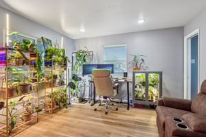 Apple Vly Dr-S1402-022.jpg