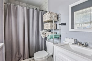 Apple Vly Dr-S1402-025.jpg