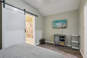 Apple Vly Dr-S1402-038.jpg