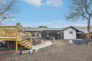 Apple Vly Dr-S1402-042.jpg