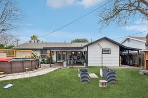 Apple Vly Dr-S1402-044.jpg