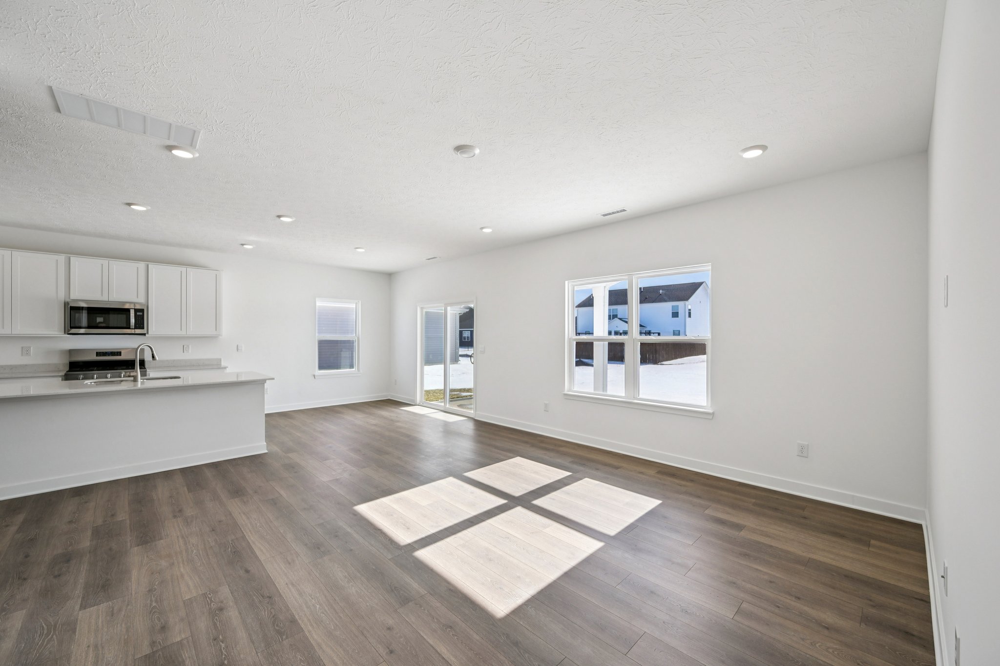 Flag Stop Dr-S0502-009.jpg