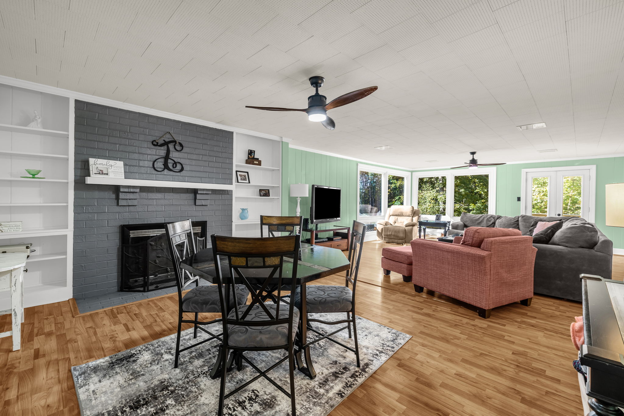 627 Highland Park Dr-16
