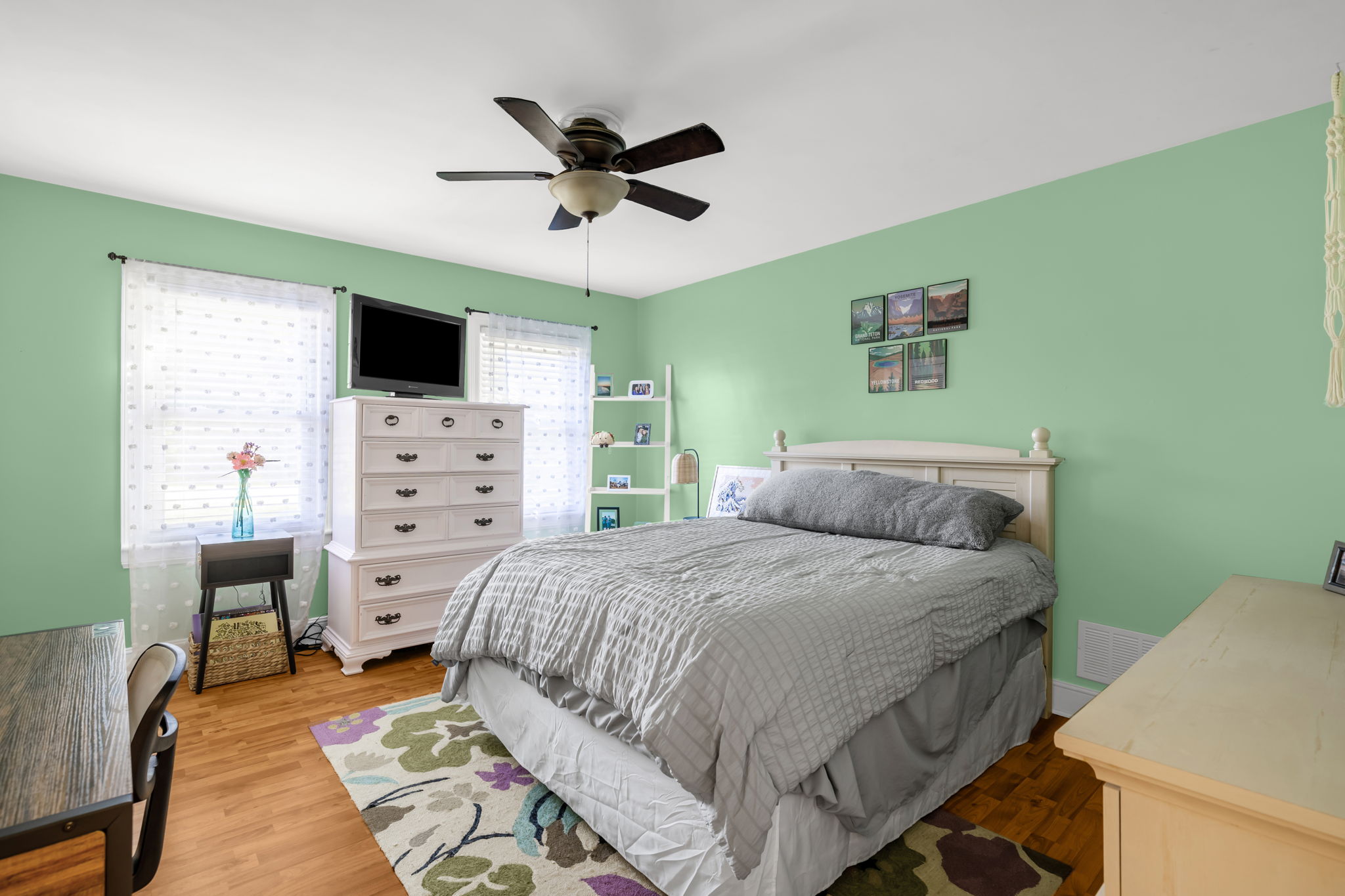 627 Highland Park Dr-26