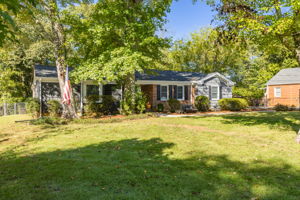 627 Highland Park Dr-3
