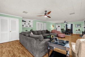 627 Highland Park Dr-18