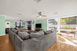 627 Highland Park Dr-19