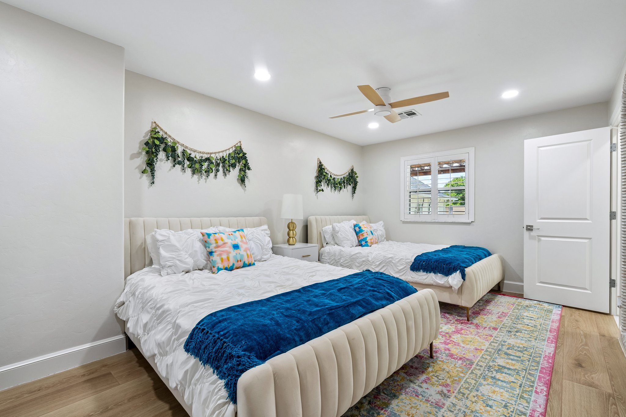 627 Louisiana St_034.jpg